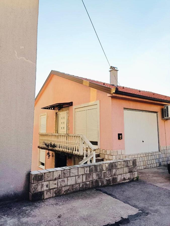 Ferienwohnung Poseidon House Mostar Exterior foto